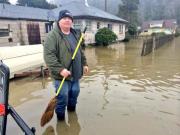 Clean up starts after Dec 2015 Flood